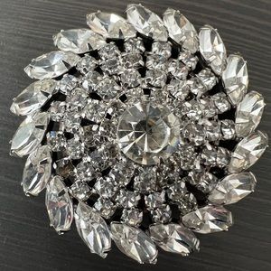 Large Vintage 1950's Rhinestone Brooch Pin